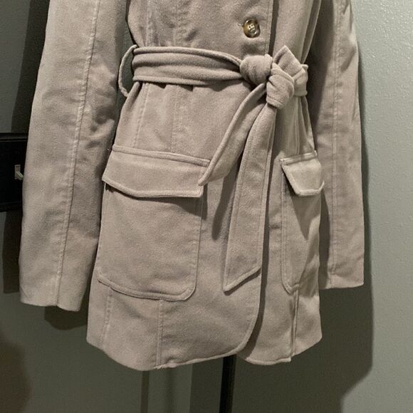 Jack by BB Dakota Neutral Soft Fuzzy Jacket Button and Tie Waist - Picture 3 of 11